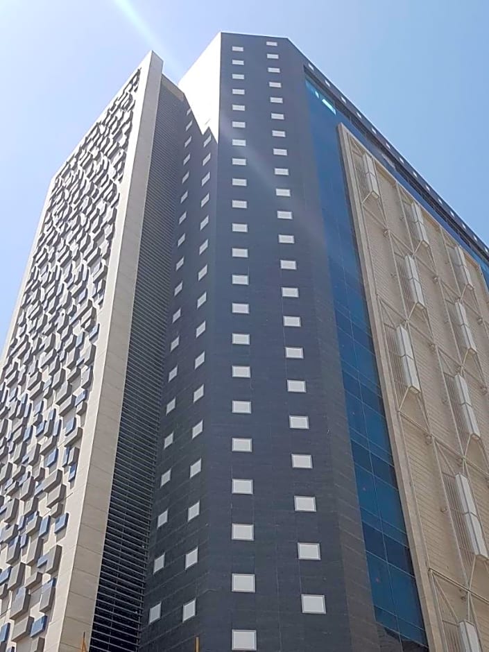 Al Mansour Plaza Hotel