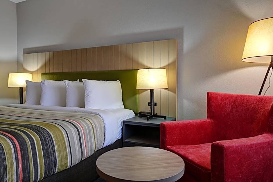 Country Inn & Suites by Radisson, Pierre, SD