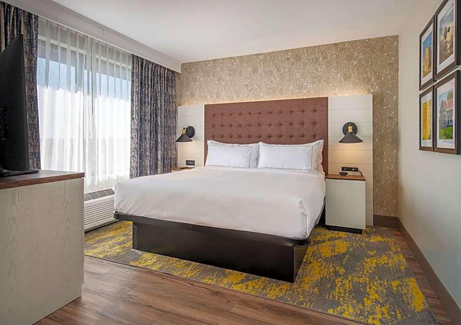 DoubleTree by Hilton Monroe Township Cranbury