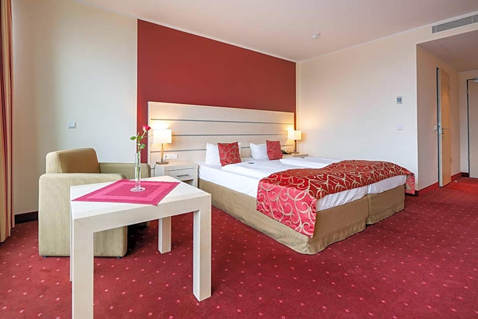 Aspire AcarA Oldenburg, Trademark Collection by Wyndham