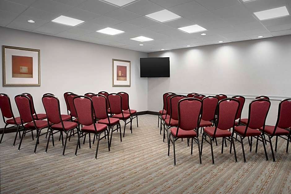 Hampton Inn By Hilton Knoxville-North