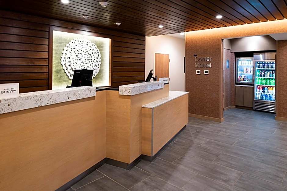 Fairfield Inn & Suites by Marriott Charlotte University Research Park