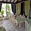 Logis Hotels - Auberge de l'Île - Hôtel 3 étoiles et Restaurant