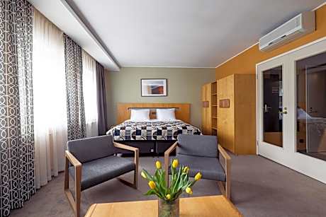 Premium Deluxe Room