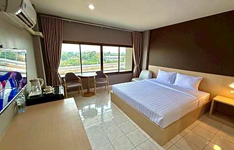 Highway Hotel Khon Kaen