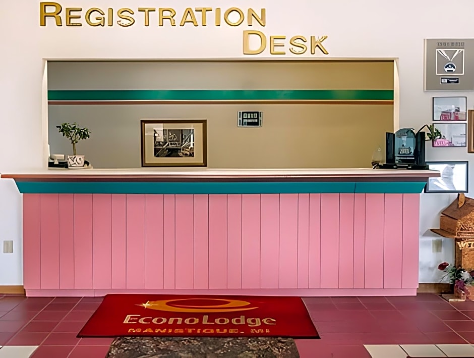 Econo Lodge Lakeshore