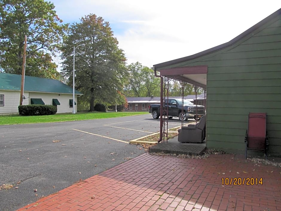 Hancock Motel