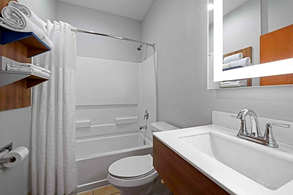 Microtel Inn & Suites By Wyndham Houma