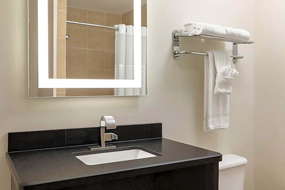 Ramada by Wyndham Del Rio