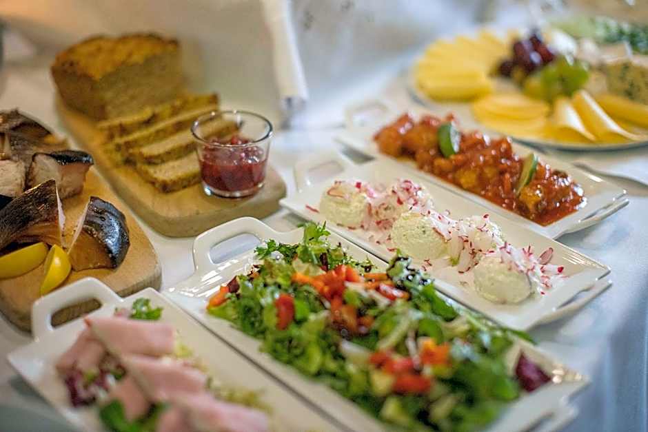 Pod Wzgórzem Bed & Breakfast