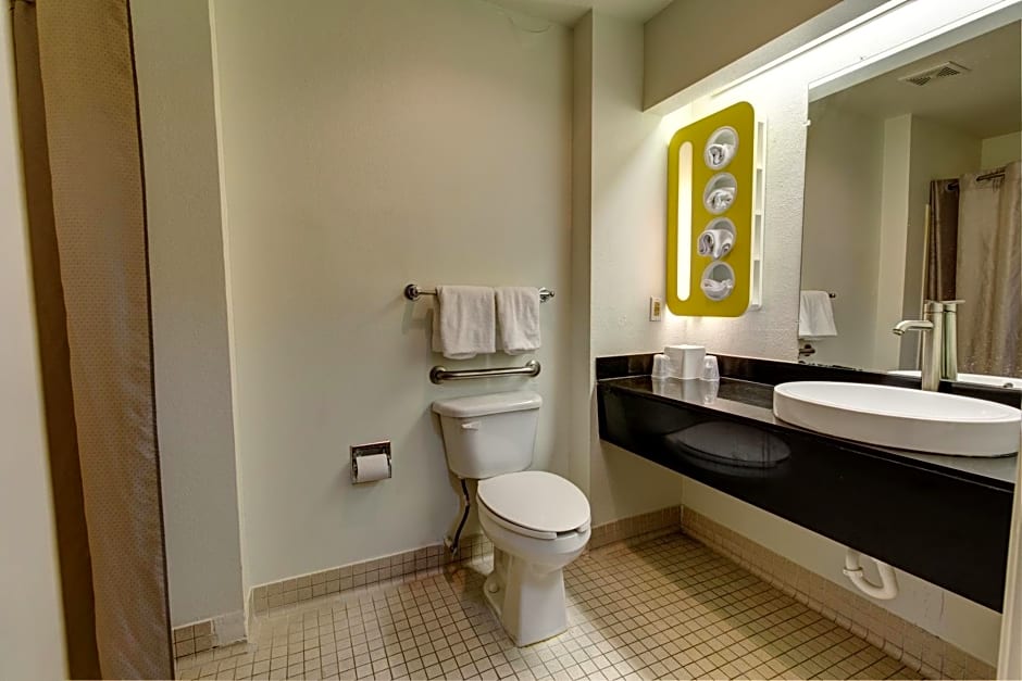 Motel 6 Houston Hobby