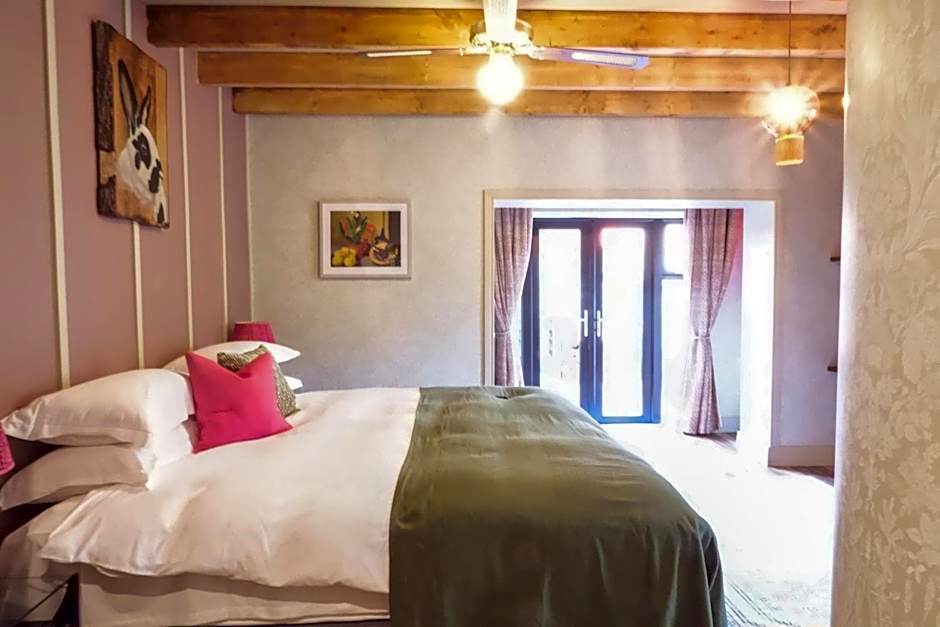 The Rabbit Hotel & Retreat