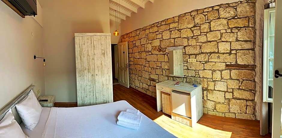 Oberj d'Azur Alacatı