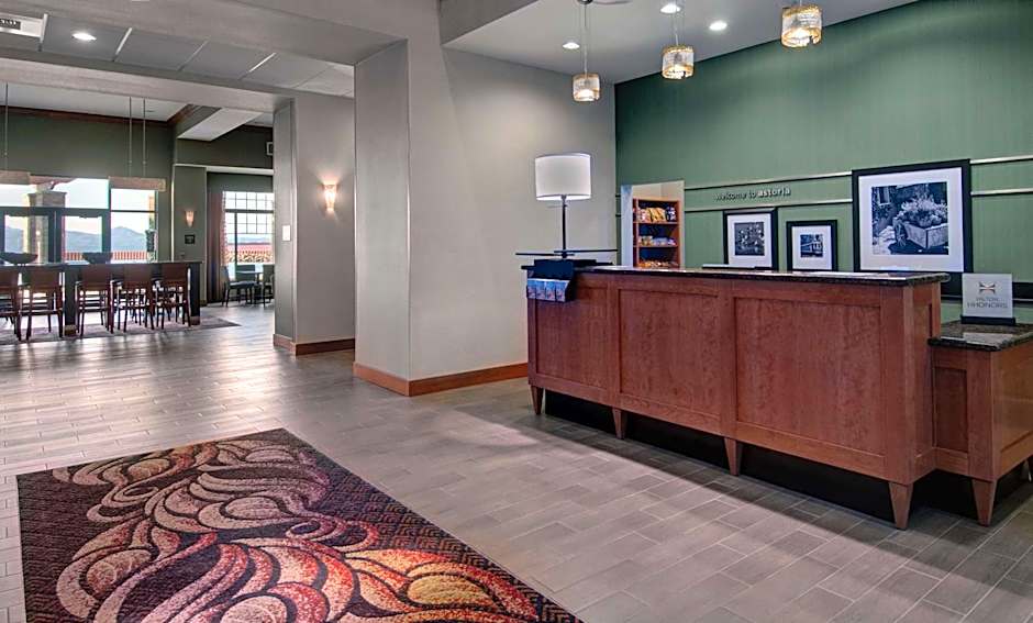 Hampton Inn By Hilton & Suites Astoria, Or