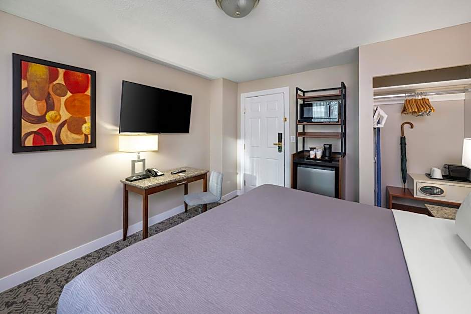 Quality Inn & Suites Downtown Vancouver
