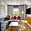 The Loom Hotel, Tapestry Collection By Hilton
