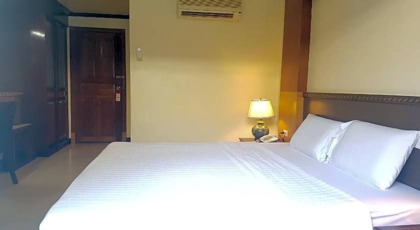 Phi Phi Hotel