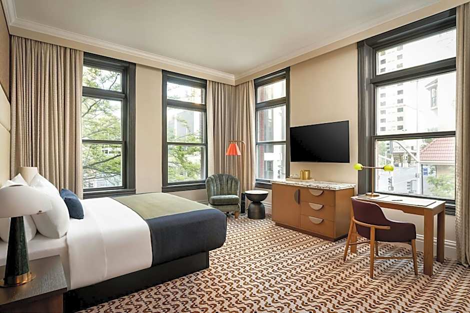 The Louie, A Davenport Hotel, Autograph Collection®