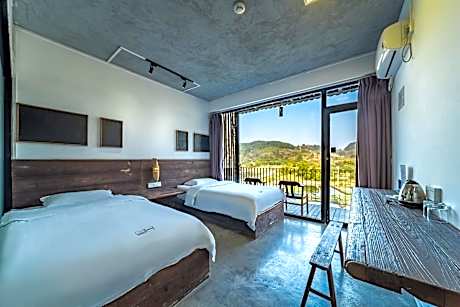 Mountain View Twin bed