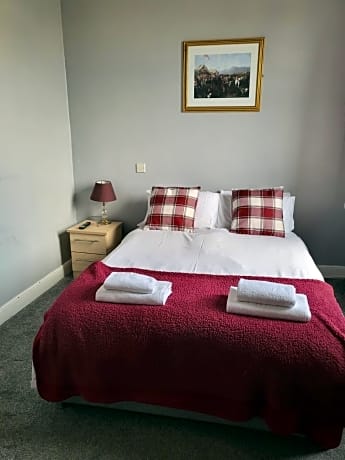 Double Room with Shared Bathroom