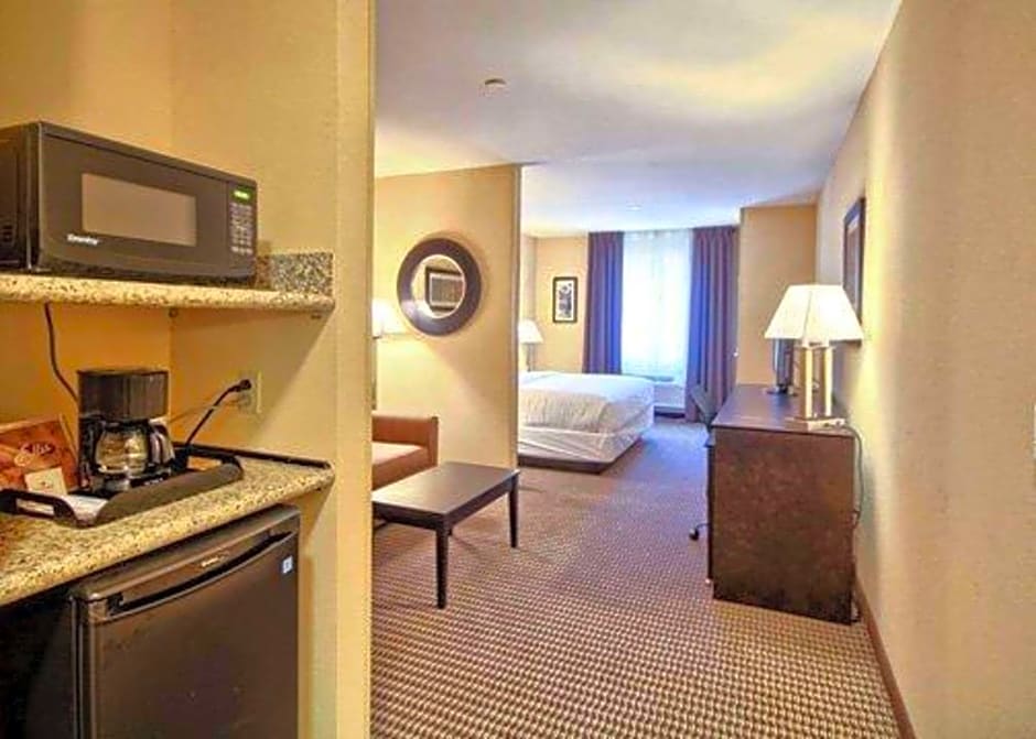 Comfort Suites Lewisburg