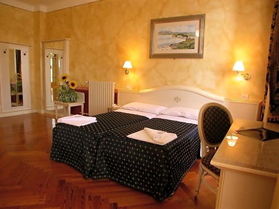 Hotel Britannia Excelsior