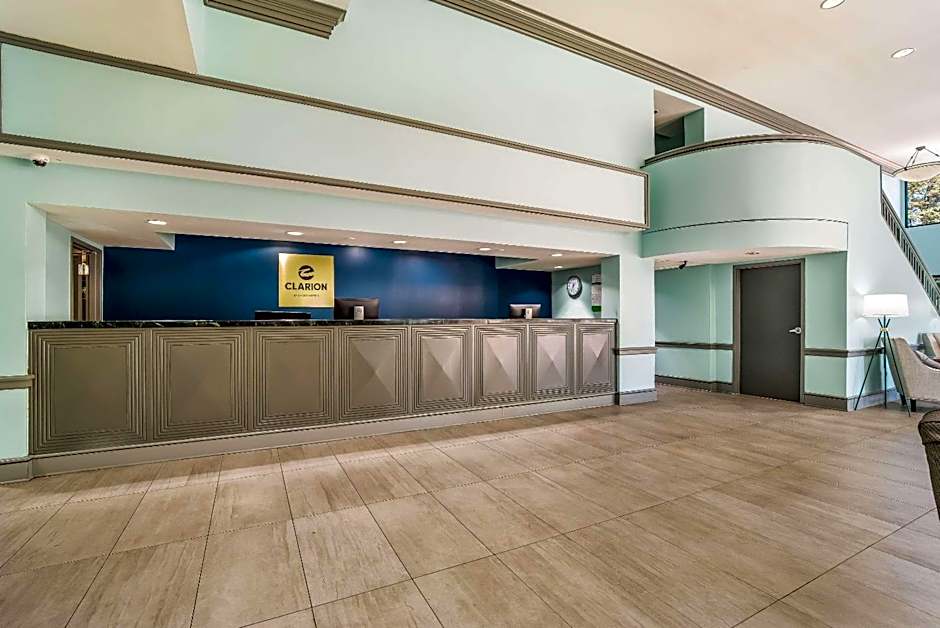 Clarion Inn & Suites