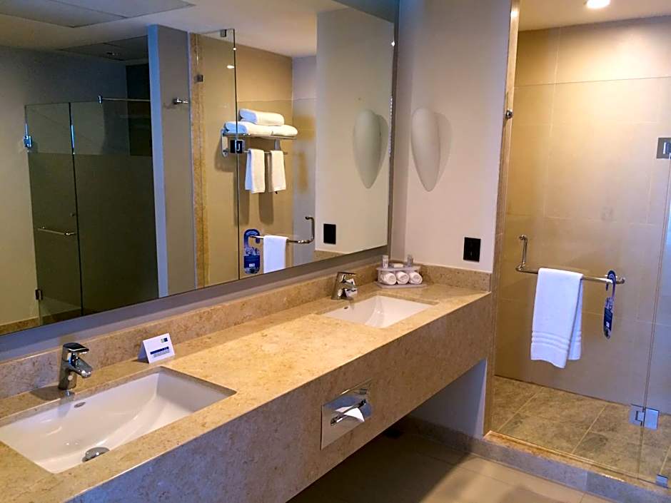 Holiday Inn Express Puerto Vallarta By IHG