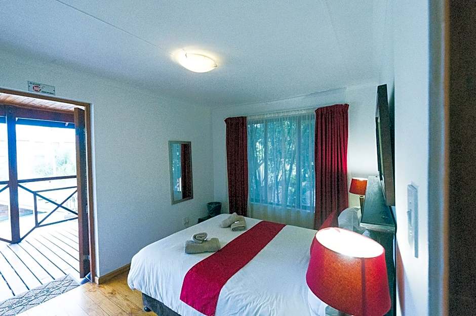 Amper Bo Guest House