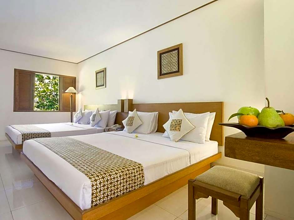 Nyiur Indah Beach Hotel