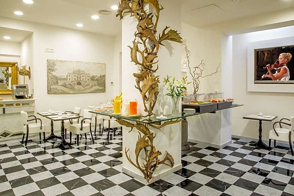 Arcom Palace