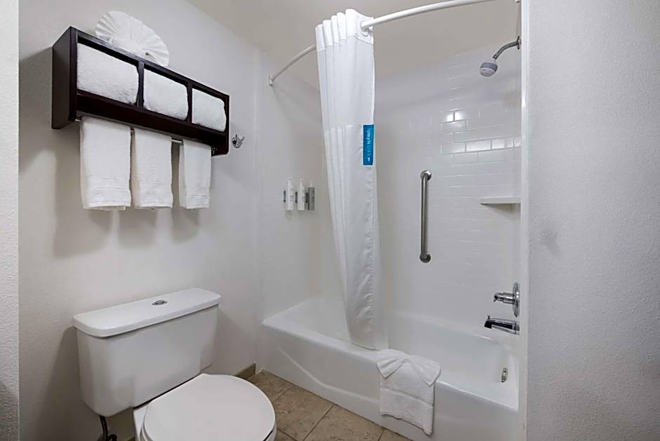 Hampton Inn By Hilton Marshall