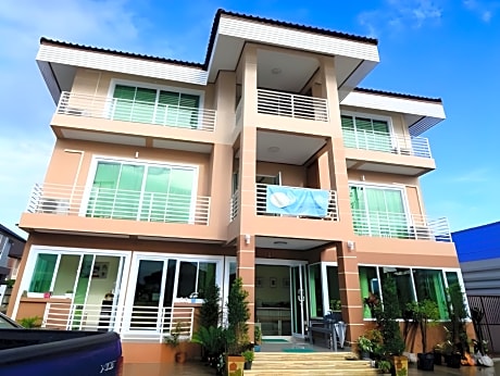 Laksasuk House