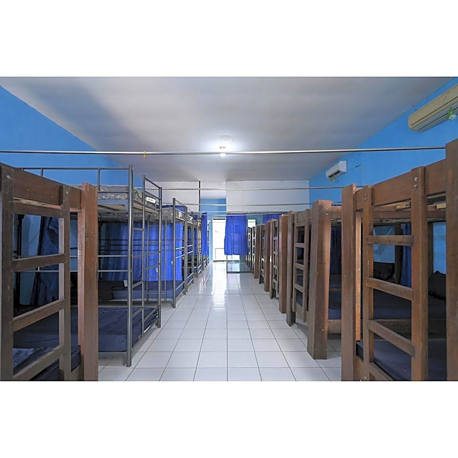 Bunk Bed Bali near Sanur Mitra RedDoorz