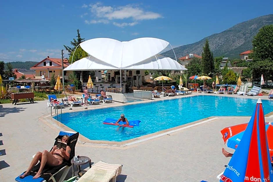 Ant Apart Hotel