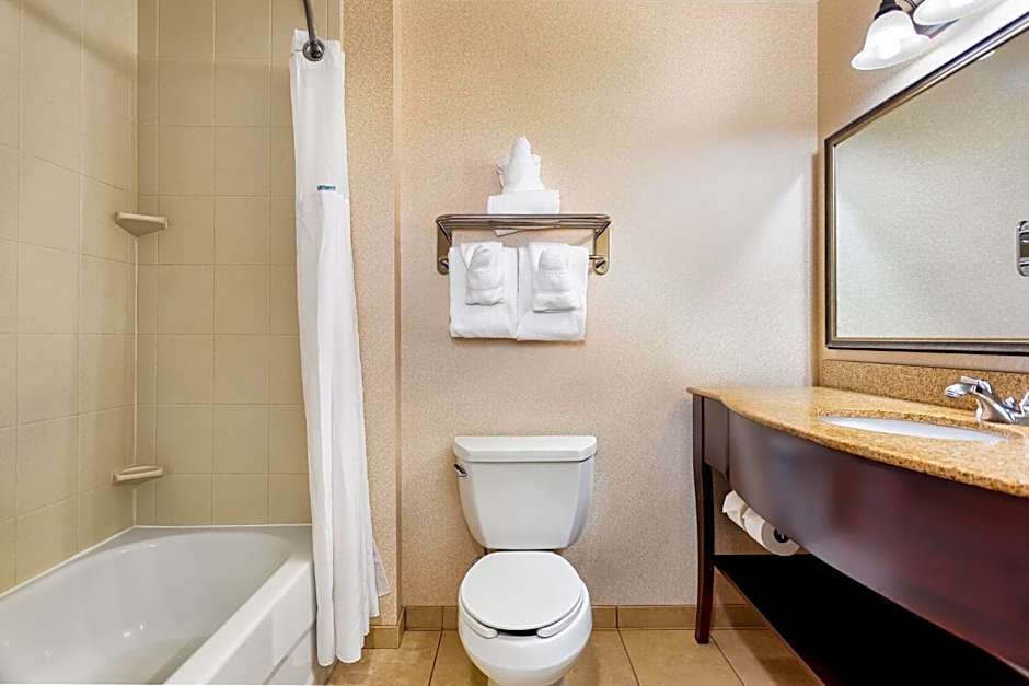 Independents Lexington Expo Hotel By IHG	