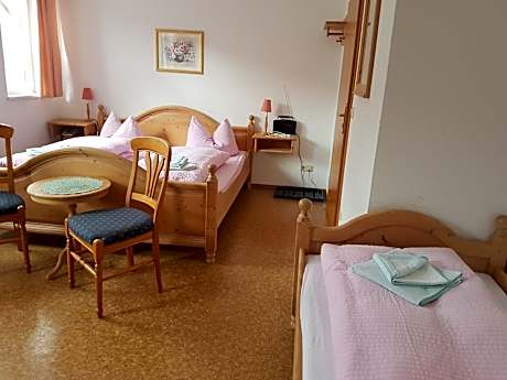 Triple Room