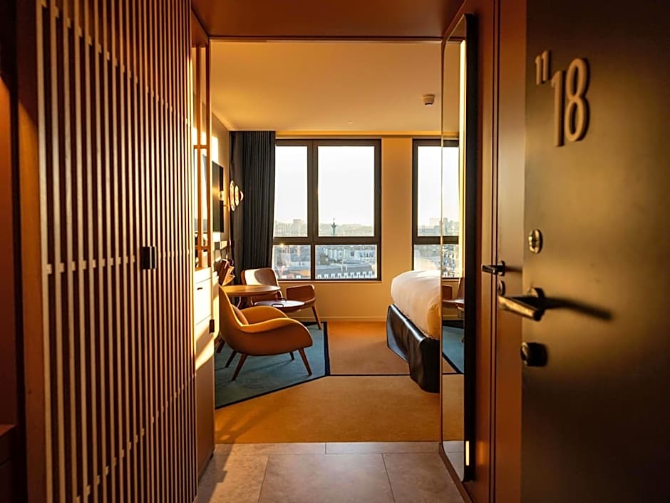 SO/ Paris Hotel