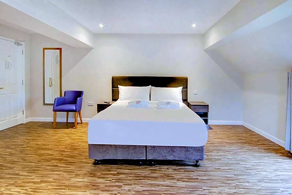 The Gissons Hotel - Exeter Airport & M5