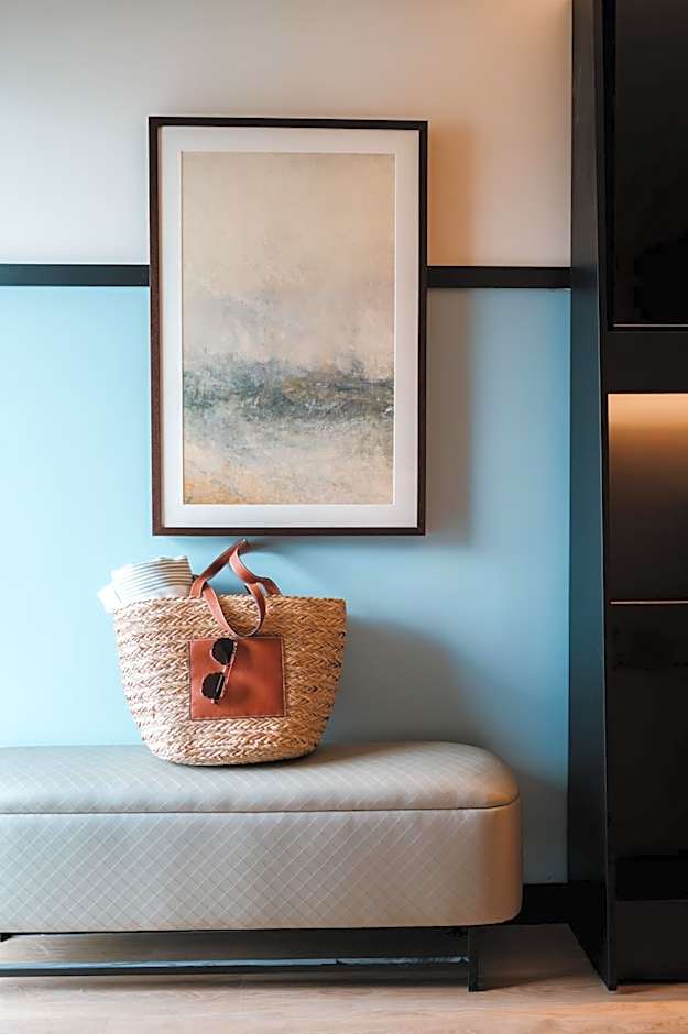 UNCOMMONER HOTEL by Reverie Boutique Collection