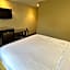 Travelodge by Wyndham Arlington/Dallas Area