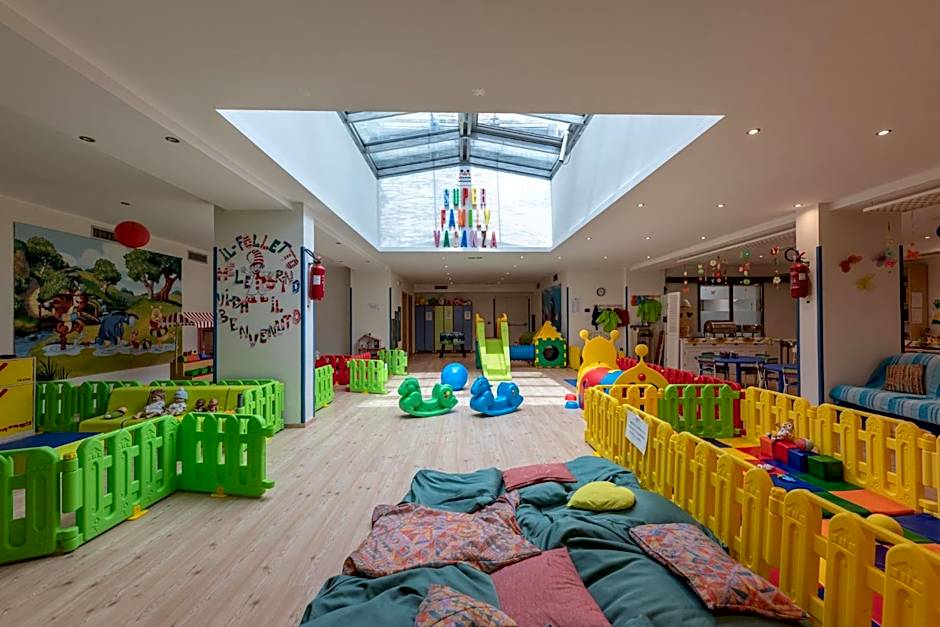 Alpholiday Dolomiti Wellness & Fun Hotel