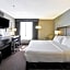 Holiday Inn Express Romulus / Detroit Airport By IHG
