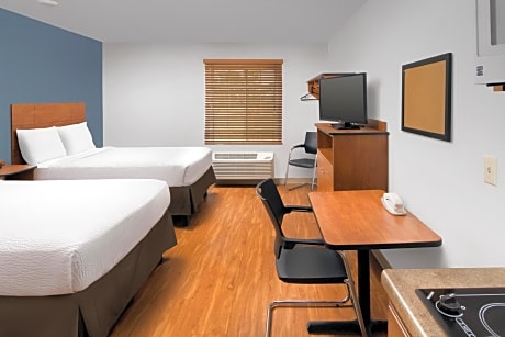 Standard Studio 2 Full Beds Non-Smoking