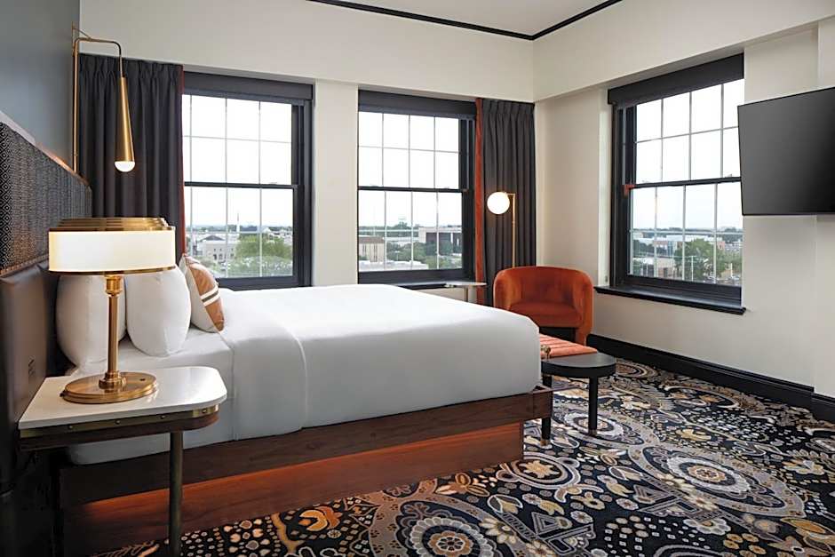 The LaSalle Hotel, Bryan College Station, a Tribute Portfolio Hotel