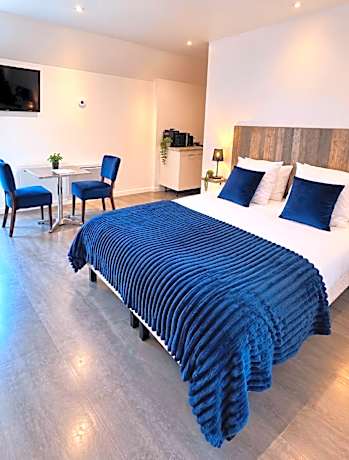 Superior Double or Twin Room