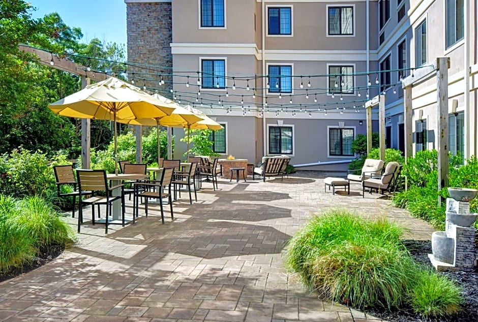 Homewood Suites by Hilton Eatontown