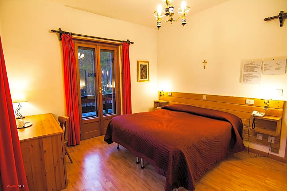 Hotel Garnì Mille Pini