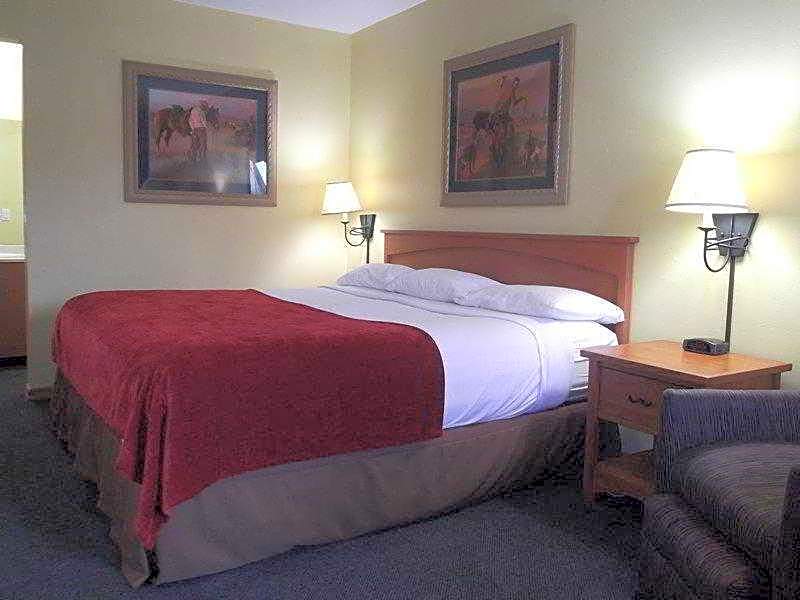Best Western Village Inn
