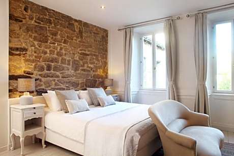 Chambres Aux Sabots Rouges